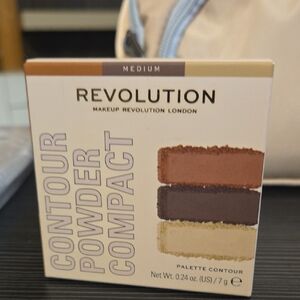 Revolution Medium Contour Palette - Brown, Cream, Tan